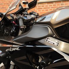 Honda FireBlade CBR954RR