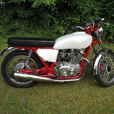 Suzuki gs 400 cafe