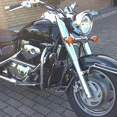 Suzuki Intruder