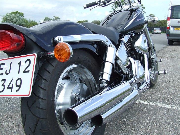 Suzuki VZ 800 billede 5