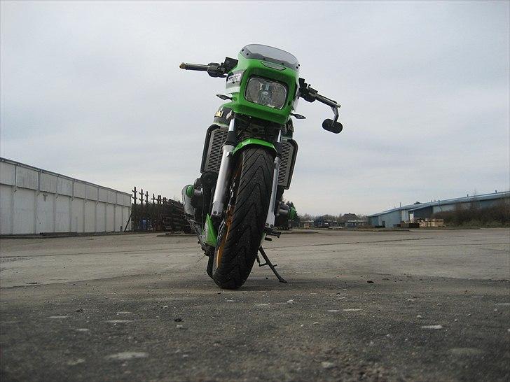 Kawasaki zrx 1200 r "SOLGT" :-( billede 4