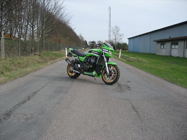 Kawasaki zrx 1200 r "SOLGT" :-( billede 5