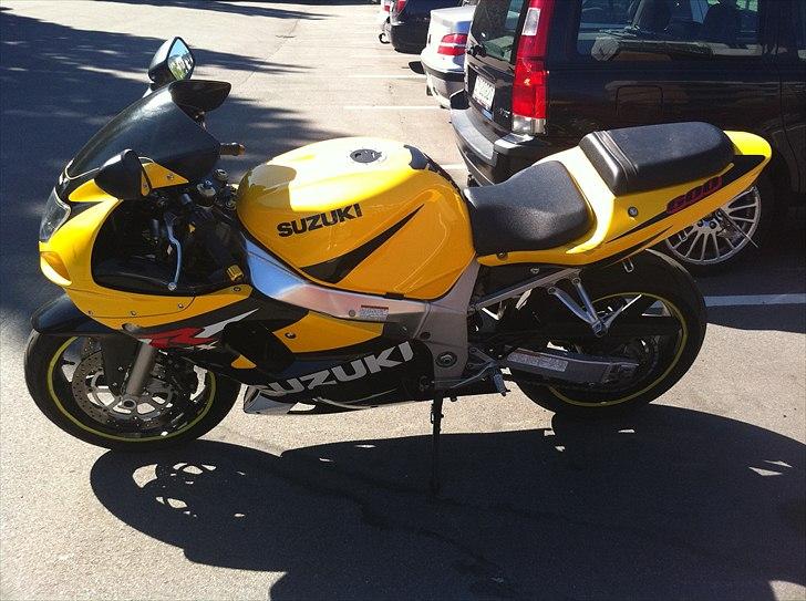 Suzuki Gsxr 600 K1 SOLGT billede 2