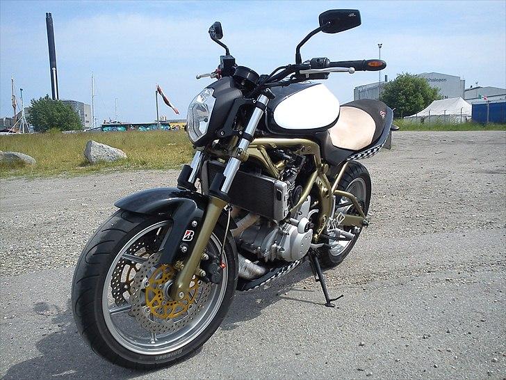 Kawasaki ER 6 n billede 3