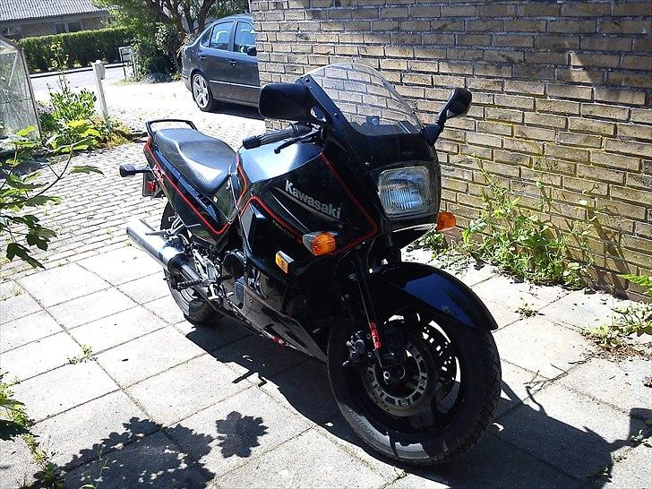 Kawasaki GPX 750R Ninja billede 5