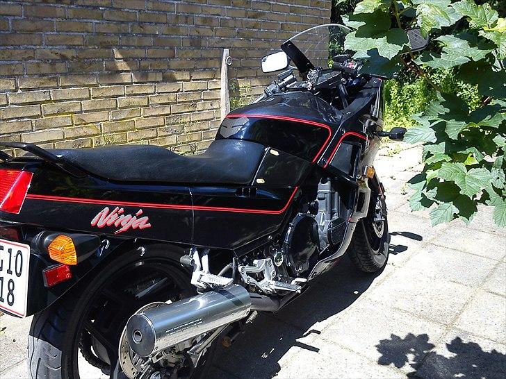 Kawasaki GPX 750R Ninja billede 8