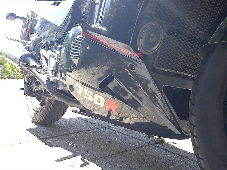 Kawasaki GPX 750R Ninja billede 11