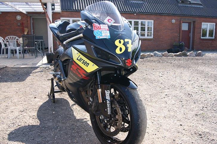 Suzuki GSXR 750 K7 Bane billede 8