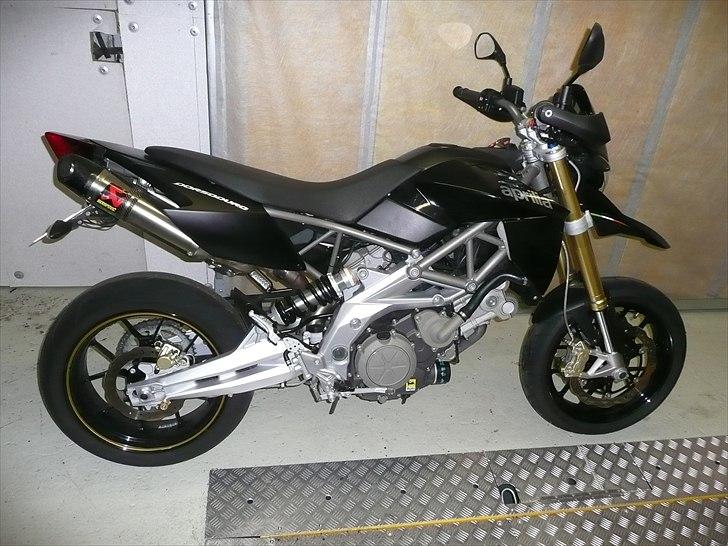 Aprilia dorsoduro 750 billede 4