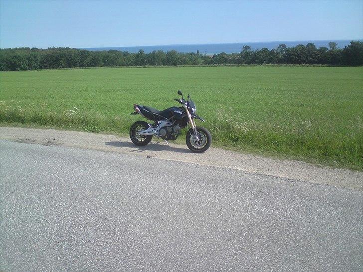 Aprilia dorsoduro 750 billede 10