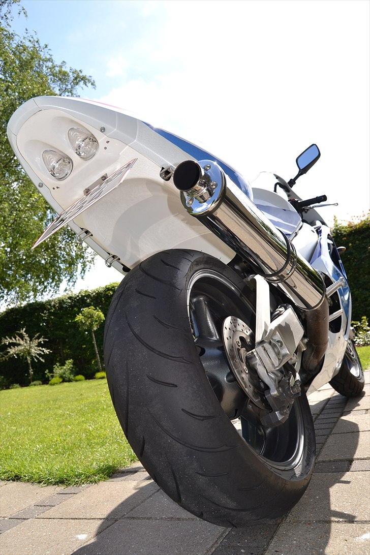 Suzuki Gsx-r 750 billede 1