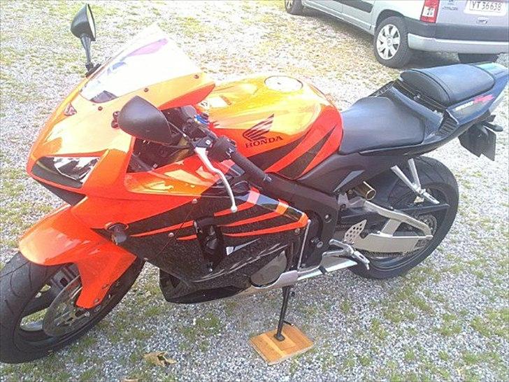 Honda CBR600RR billede 9