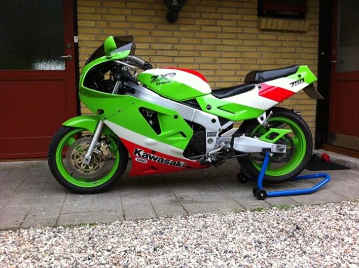 Kawasaki zxr 750 billede 2