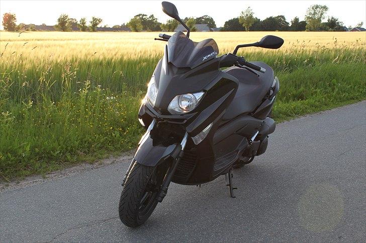 Yamaha X-Max 250 ABS billede 1