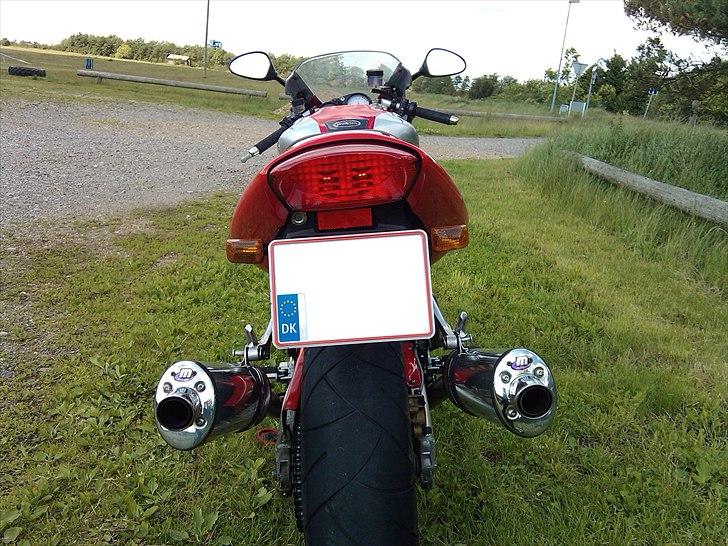 Honda VTR 1000 Firestorm billede 4