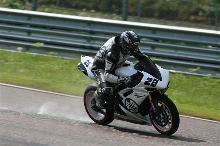 Yamaha r1 Banecykel "solgt" billede 14
