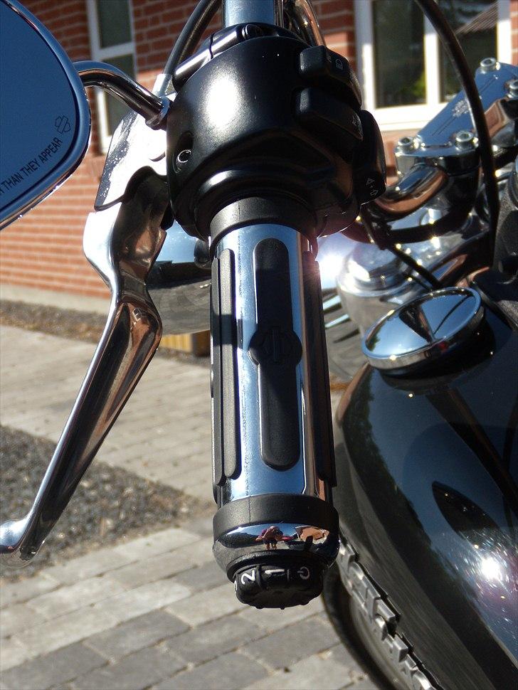 Harley Davidson FXDB Dyna Street Bob billede 8