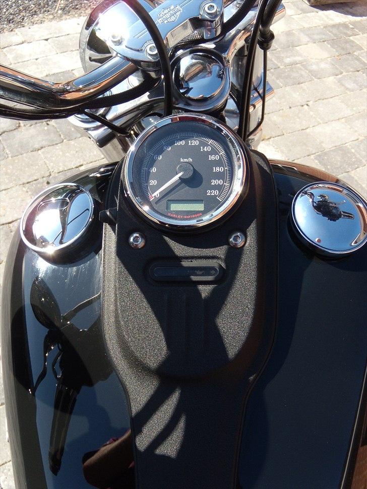 Harley Davidson FXDB Dyna Street Bob billede 10