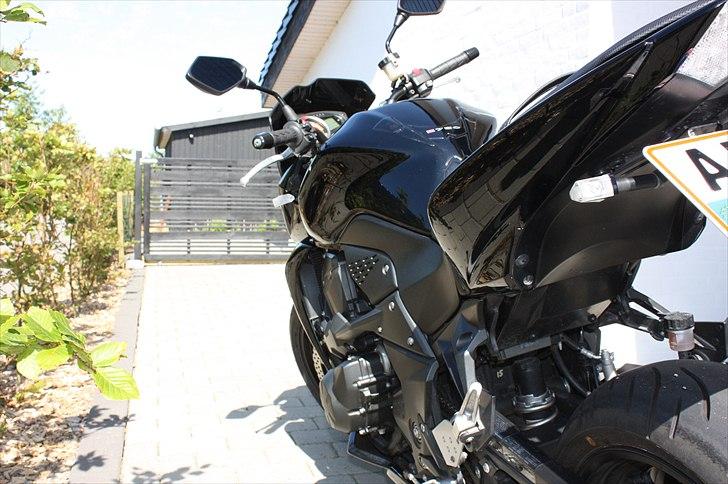 Kawasaki Z750 ABS billede 2