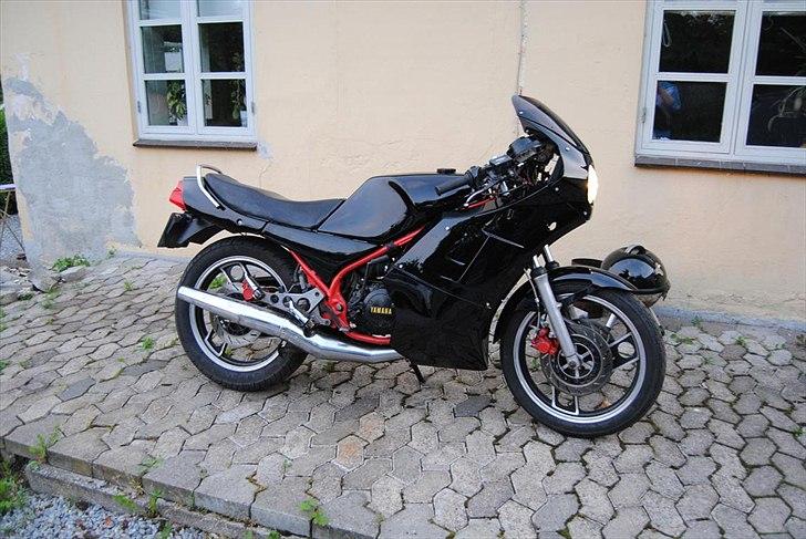 Yamaha RD 350 YPVS - Efter omlakering :) billede 8