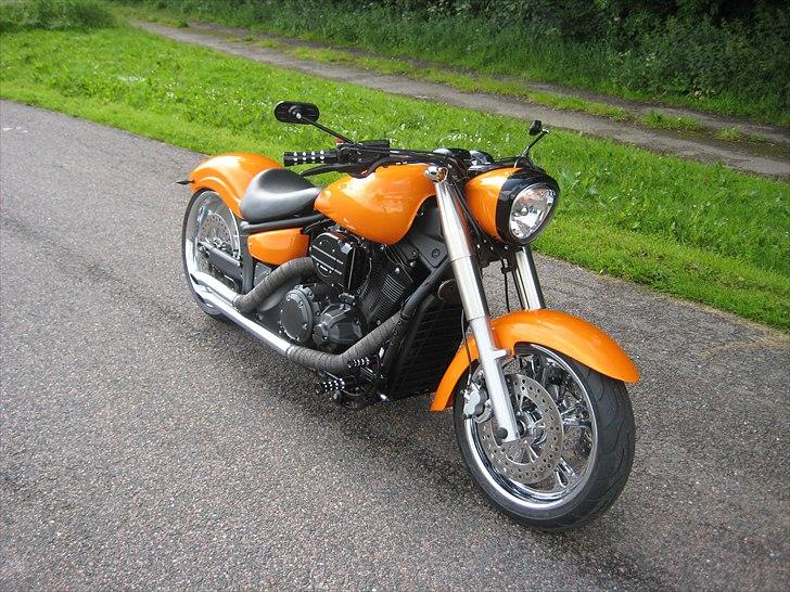 Yamaha XVS 1300 Midnight Star Custom billede 2