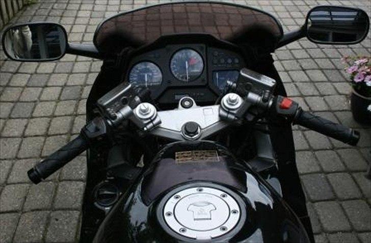 Honda VFR 750 billede 11