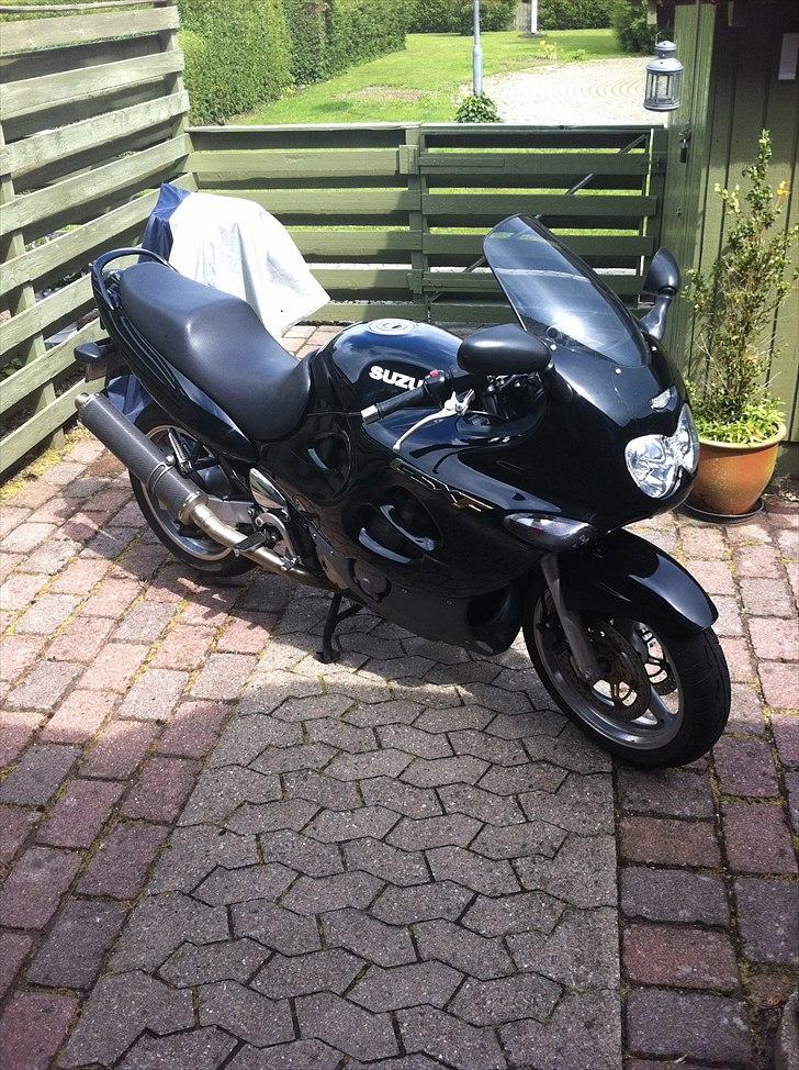 Suzuki gsxF  billede 1