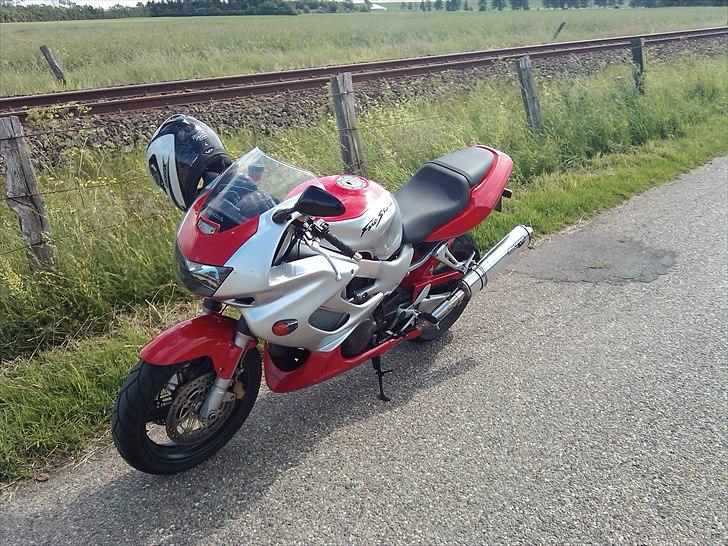 Honda VTR 1000 Firestorm billede 17