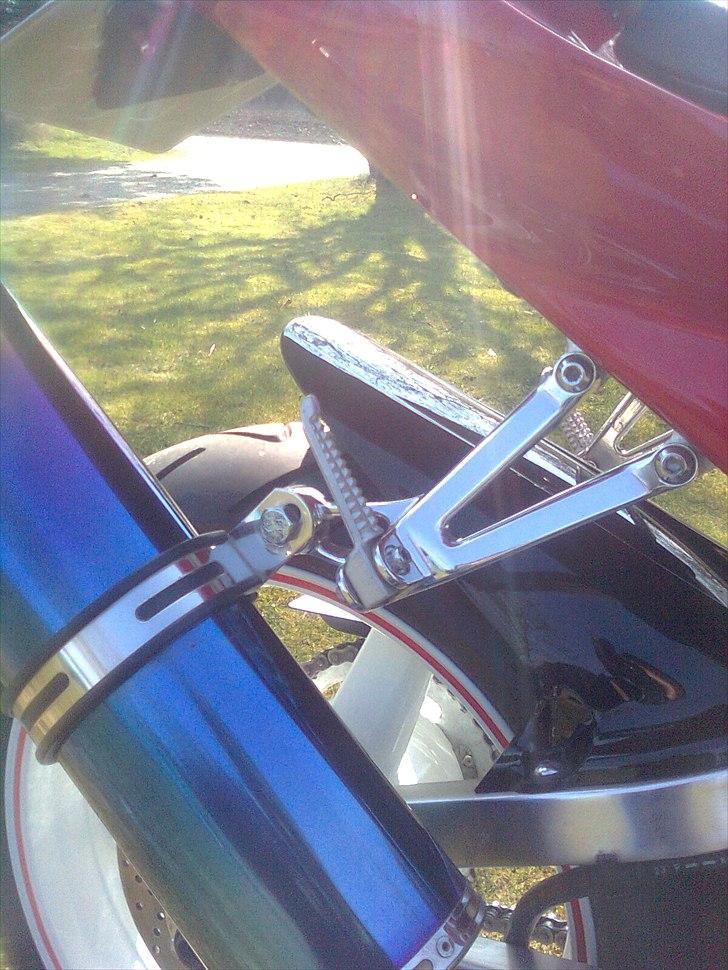 Yamaha yzf r1 billede 11