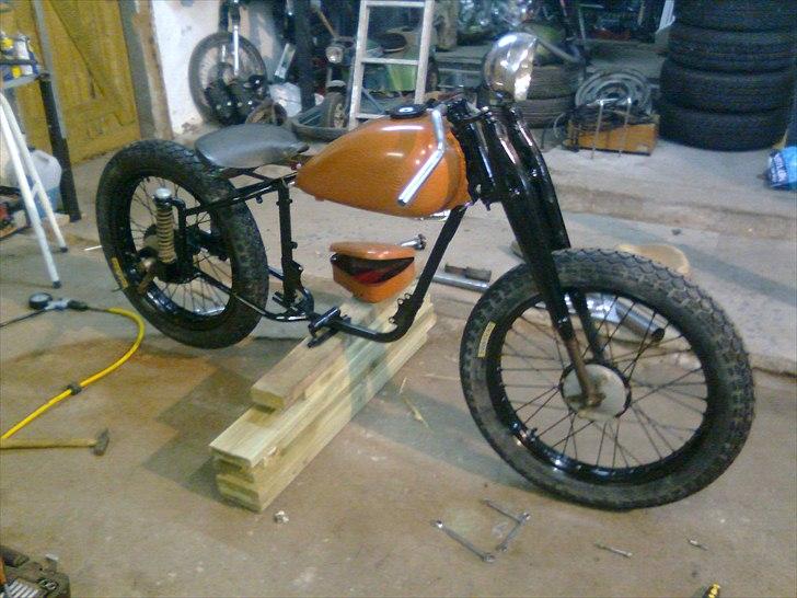 Jawa Low budget Bobber billede 6