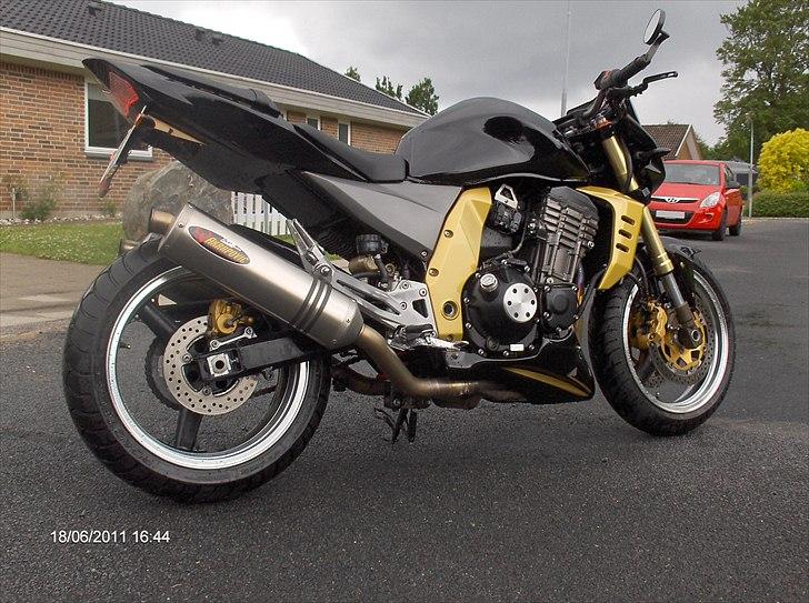 Kawasaki Z1000 ( SOLGT ) billede 5