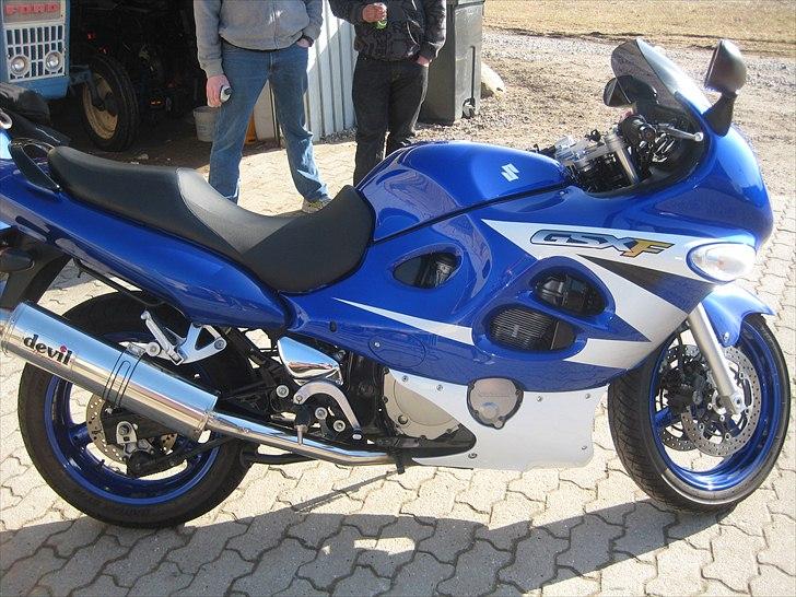 Suzuki GSX 600 F billede 5
