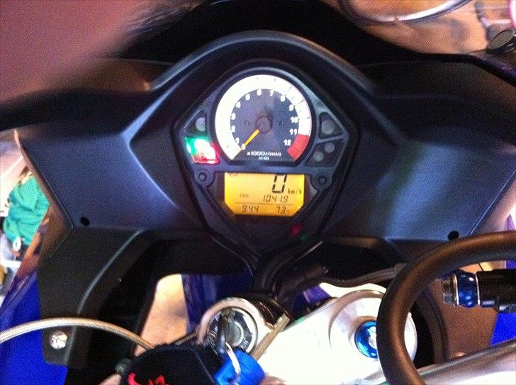 Suzuki sv 1000 s billede 1