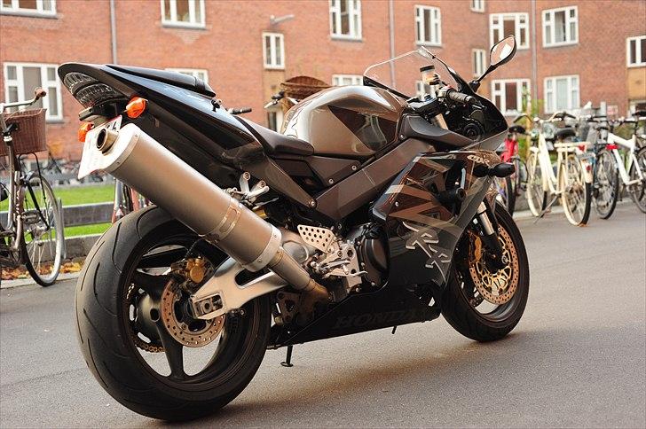 Honda FireBlade CBR954RR billede 4