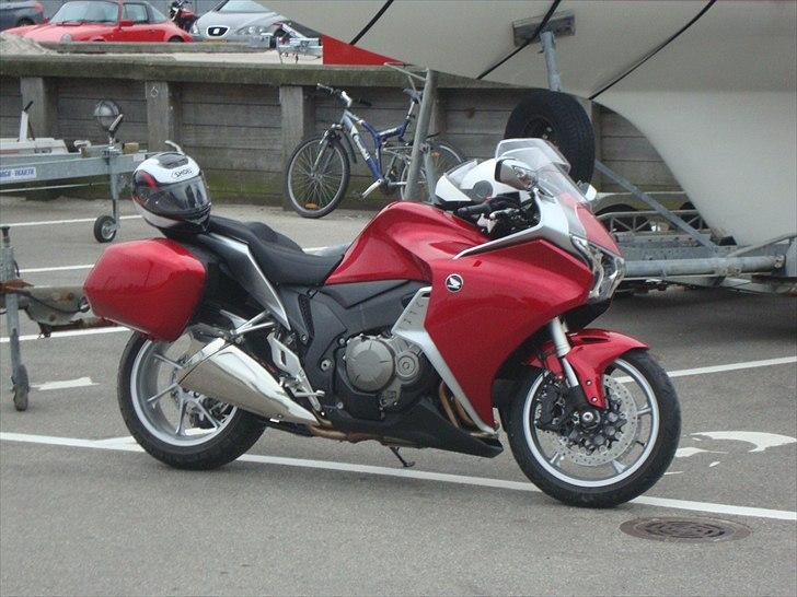 Honda VFR 1200 FA solgt - Endnu et billede 2