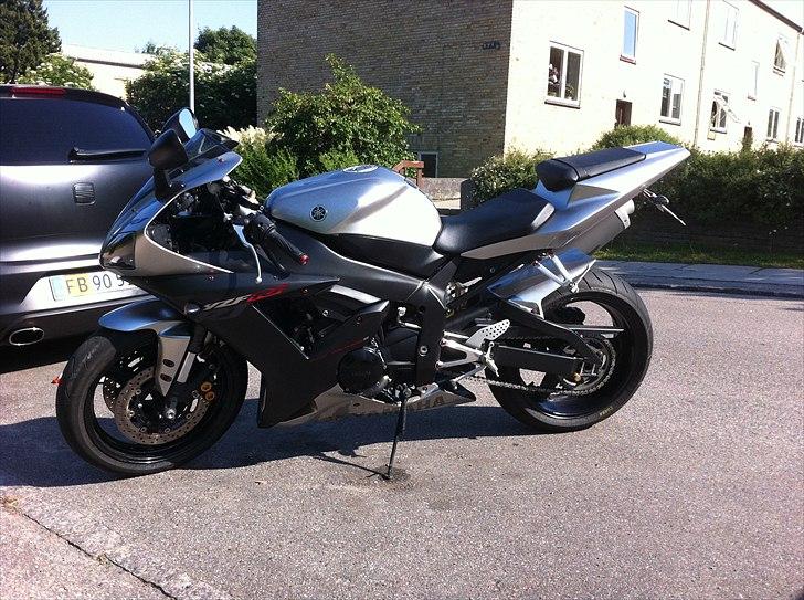 Yamaha YZF-R1 billede 3