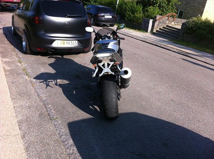 Yamaha YZF-R1 billede 7