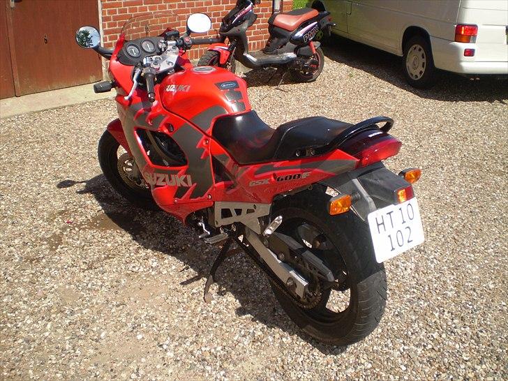 Suzuki gsx 600 f billede 6