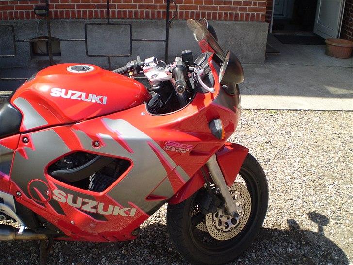Suzuki gsx 600 f billede 7