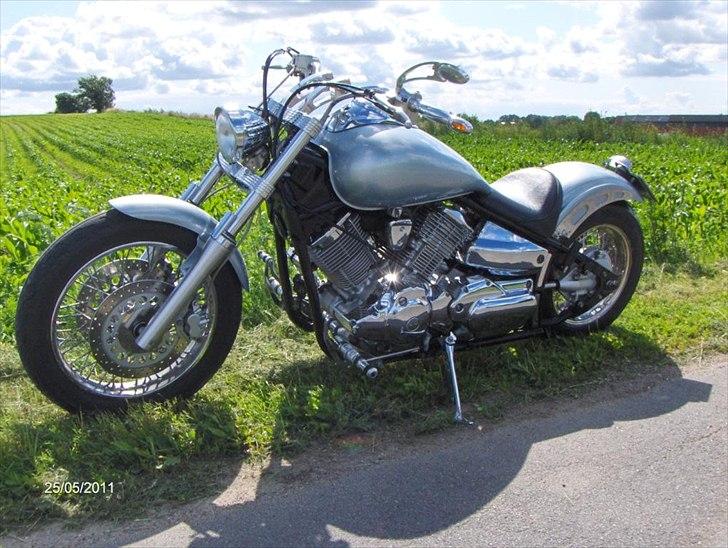 Yamaha XVS 1100 Dragstar billede 3