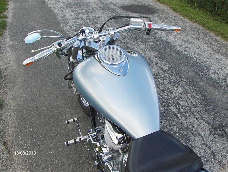 Yamaha XVS 1100 Dragstar billede 4