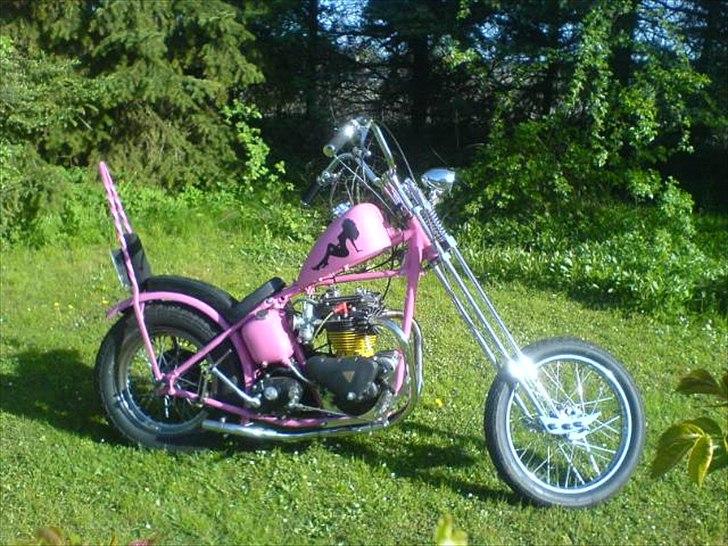 Triumph CHOPPER - SIDSTE NYE. 2 I 1 UDSTØDNING UDEN POTTER OG HØJERE RISERS. 
DETTE ER 2011. billede 8