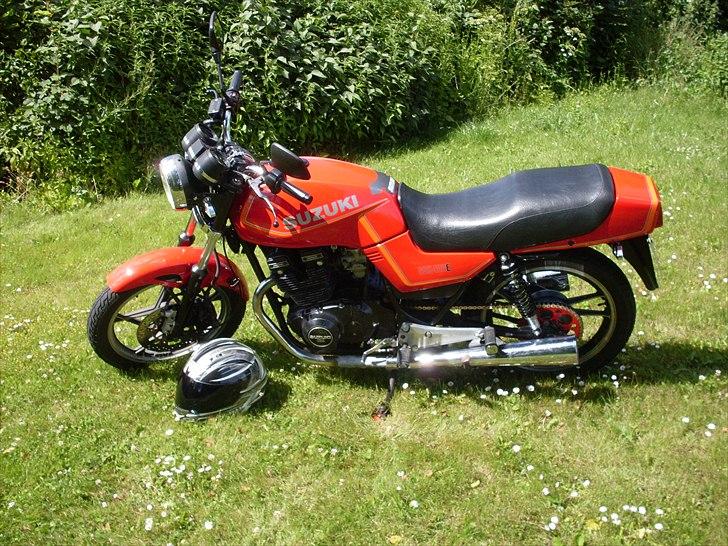 Suzuki GSX 400E solgt billede 4