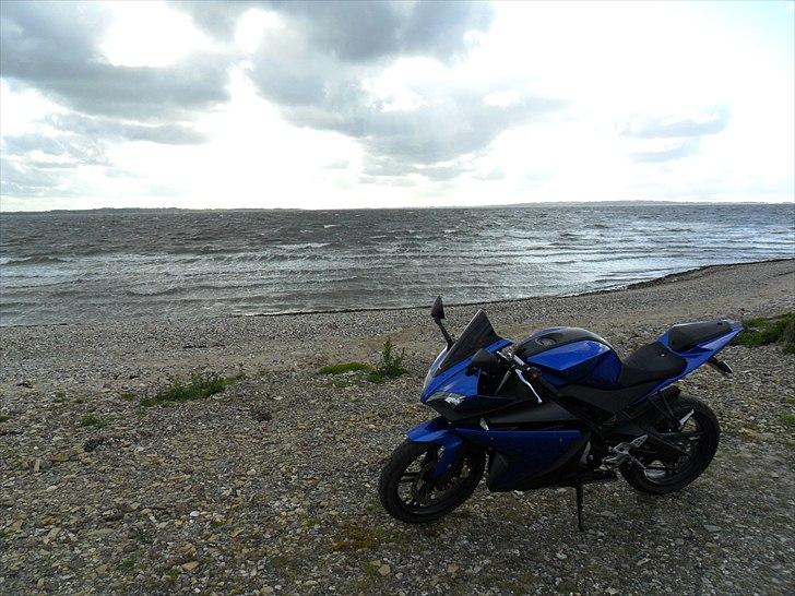 Yamaha YZF R125 solgt billede 1