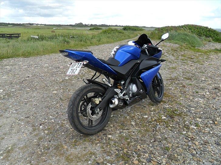 Yamaha YZF R125 solgt billede 4