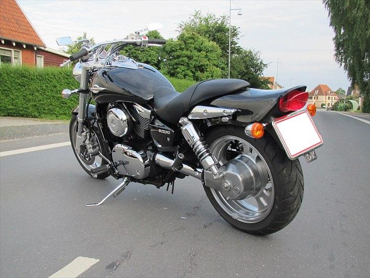 Suzuki VZ 1600 Marauder "SOLGT" :-D - Kardan-træk har længe været på ønskelisten, og er langt om længe blevet en realitet, aldrig mere smøre kæde, aldrig mere købe dyre kædekits og moment-reaktioner, ja dem er der ikke mange af, det er skønt! billede 15
