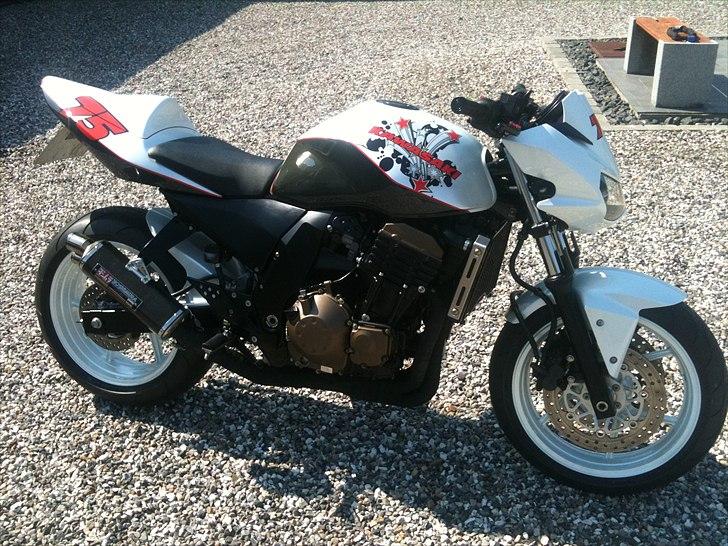 Kawasaki Z 750 - solgt - Sådan ser den ud efter vinterens arbejde billede 1