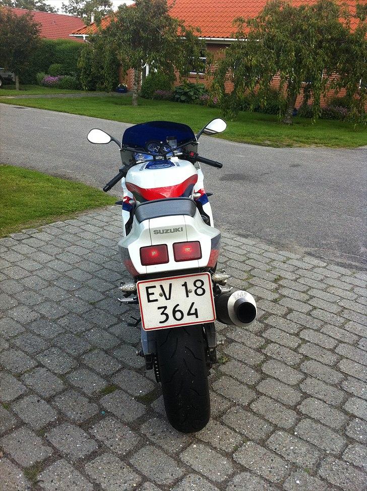 Suzuki gsxr 400 billede 12