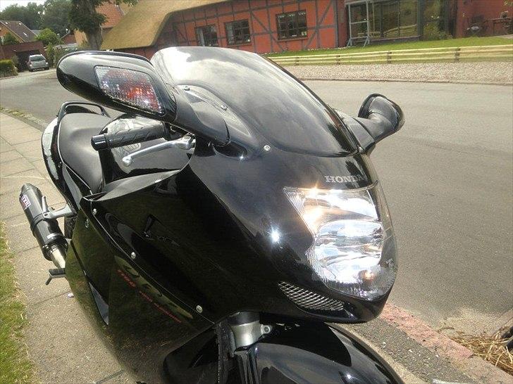 Honda CBR 1100 XX Blackbird - solgt - Sorte blink hele vejen rundt ( naturligvis :) billede 5