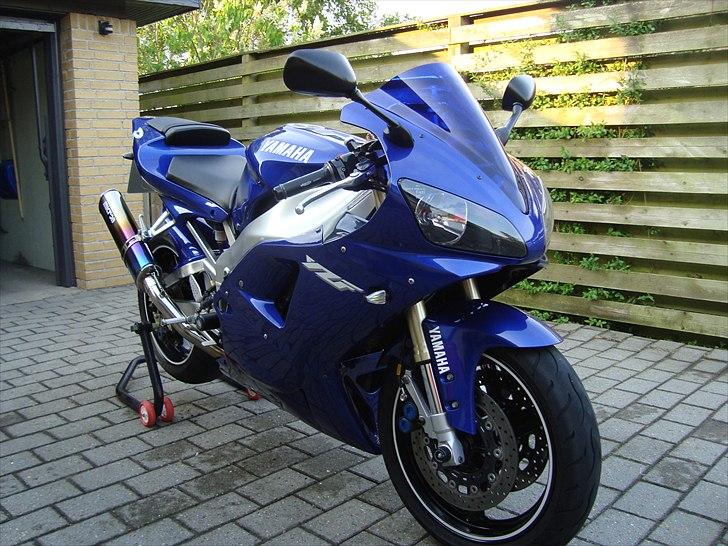 Yamaha YZF R1 SOLGT billede 1